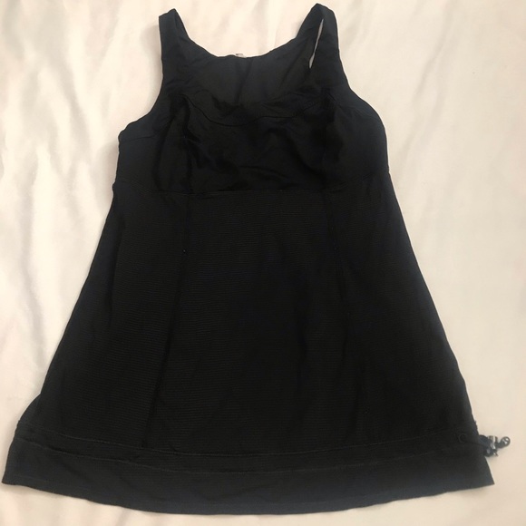 lululemon athletica Tops - LULULEMON tame me tank top black stripe loose 6
